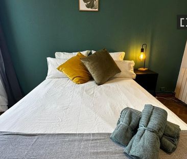 madrid, Community of Madrid 28012 - Photo 3