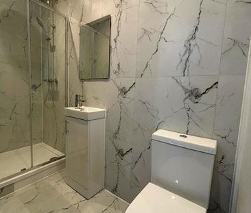 1 bedroom house of multiple occupation to rent - Photo 5