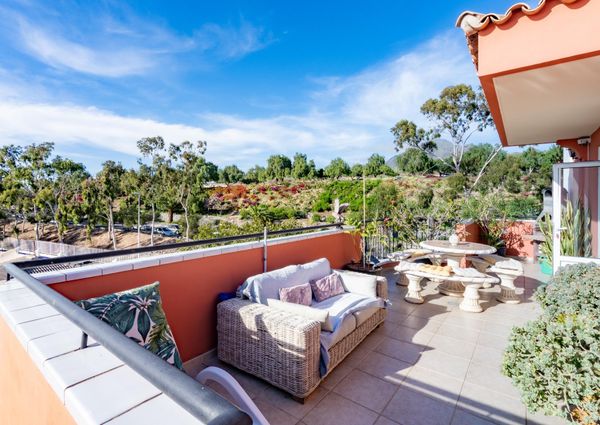 Apartamento con terraza y vistas en Los Cristianos – 0067-04600
