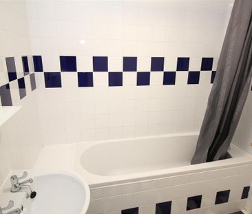 2 bedroom maisonette to rent - Photo 3