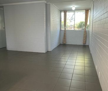 Modern, low-maintenance living in the heart of Wembley - Photo 5