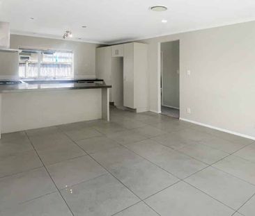 Flat Bush, 5 bedroom - Photo 2
