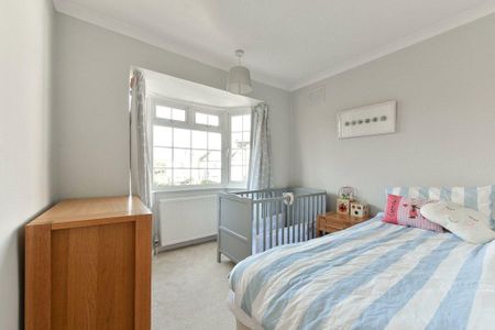 2 bedroom maisonette to rent - Photo 3