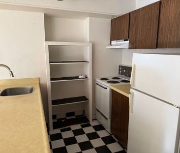 106-950 Drake St, Vancouver, BC V6Z 2B9, Canada - Photo 6