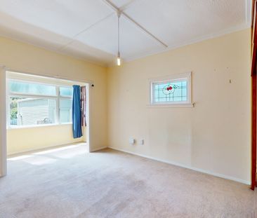 9 Akatea Street, Berhampore - Photo 2