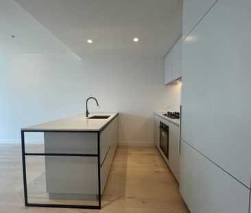 Furnished One Bedroom Apartment in Domain House for Lease-Fridge Bu... - Photo 4