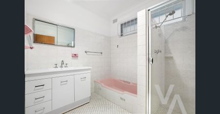 Your Next Move. - Photo 4