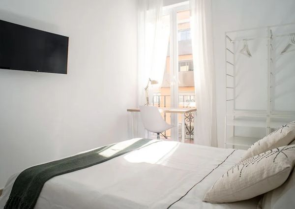 Calle Feijoó, Málaga, Andalusia 29009