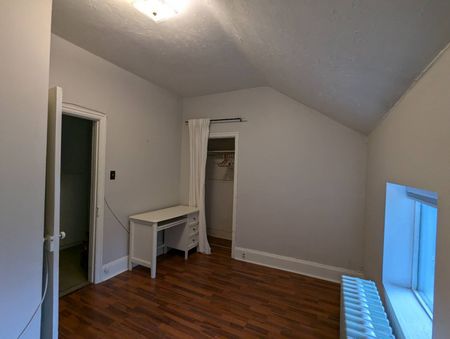 For Lease - 71 East Street Unit# #2(Rm1), Hamilton, Ontario - Photo 2