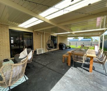 Family Living At Its Best - Photo 3