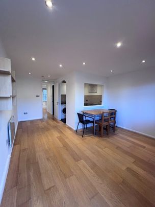 1 Bed Flat, Burnham Close, SE1 - Photo 1