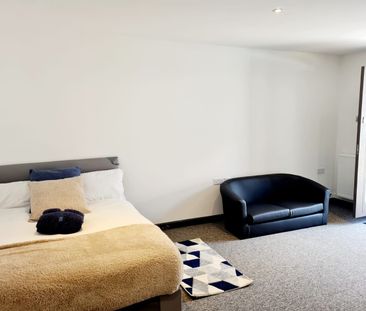 Studio Flat, Castle Mews, HA1 - Photo 3