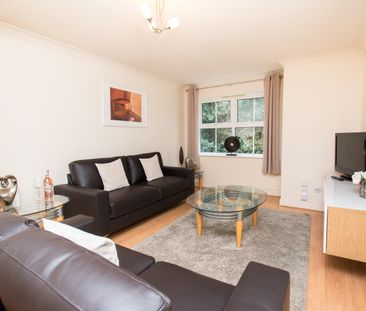 Maple House, Chapel Road, Redhill Town Centre - Photo 2