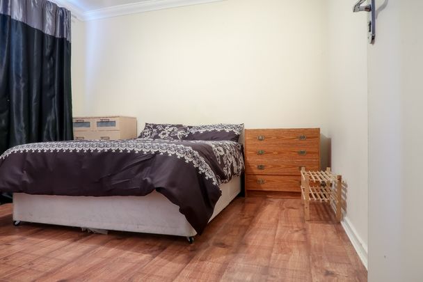 RM3 Gosset Street | Shoreditch | London | E2 7BA - Photo 1