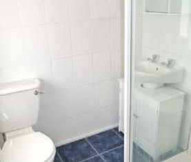 2 bedroom property to rent in Blackpool - Photo 5