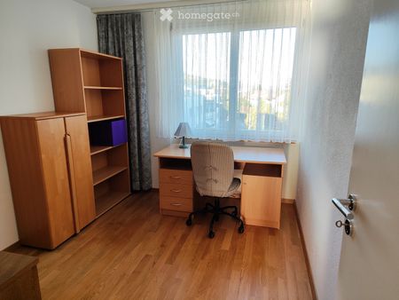 Spacious and bright 4.5-room furnished apartment in central Olten - Photo 3