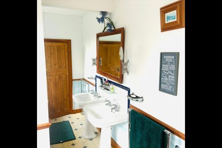 Room in a Shared House, Brixham Gardens, IG3 - Photo 5