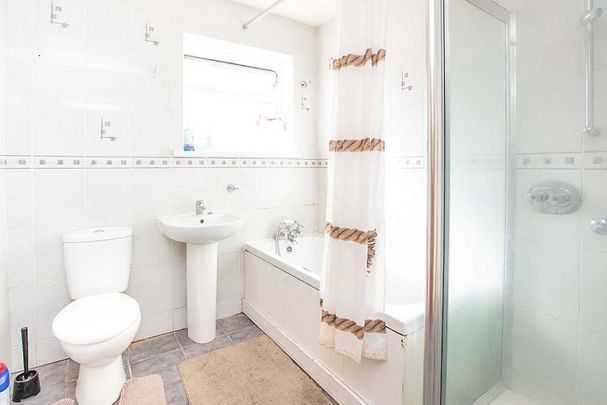 5 bedroom semi-detached house to rent - Photo 1