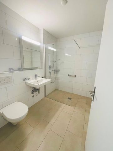 SCHÖNE ERDGESCHOSS-WOHNUNG SUCHT NEUE MIETER - Foto 3