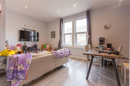 2 bedroom apartment to rent - Photo 4