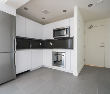 230 Oak Street - Photo 4