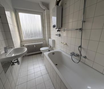 Helle 2-Zimmer-Wohnung in Bremerhaven - Photo 2