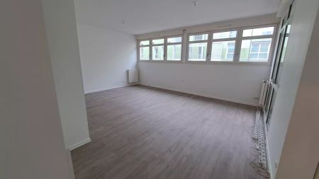 Location appartement T5 120.90m² à Reims (51100) - Photo 2