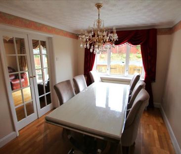 5 bedroom detached house to rent - Photo 3