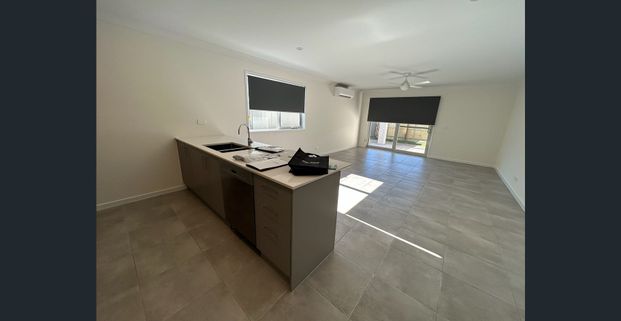 Co-Living Opportunity 1 room available - Suitable for singles - Photo 1