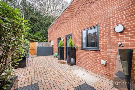 Elm Park, Stanmore, HA7 - Photo 2