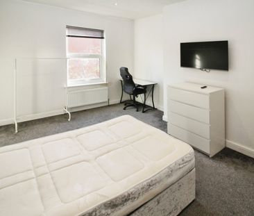 6 bedroom terraced house to rent - Photo 6