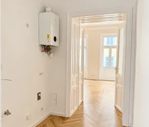 Erstbezug nach Komplettsanierung - 2-Zimmer mit Balkon, ohne Maklergebühr - Photo 1