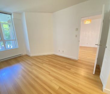 4078 Knight St, Vancouver, BC V5N, Canada - Photo 1