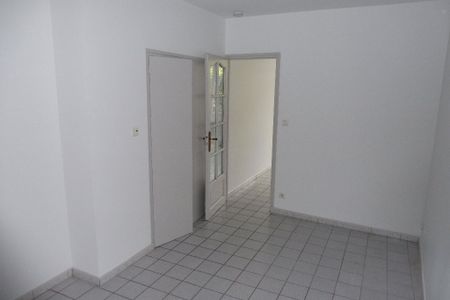 Location Appartement 2 pièces 35m² ANGOULEME 16000 - Photo 4