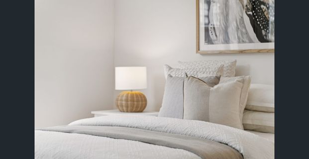 Spacious home promises impeccable modern living - Photo 1