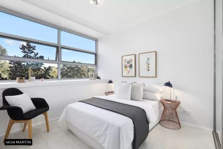 MGM MARTIN - TWO BEDROOM APARTMENT - Photo 3