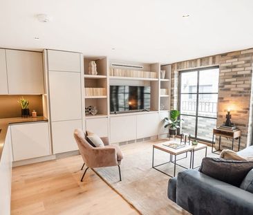 King's Mews - Photo 2