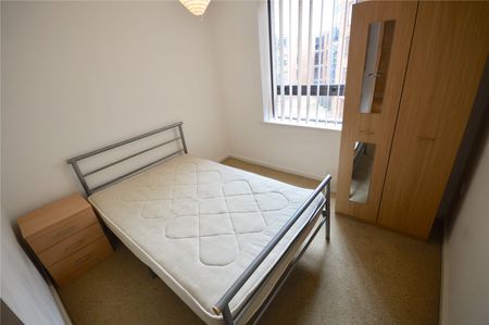 2 bedroom apartment to rent - Photo 4