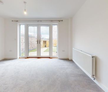 2 bedroom terraced house to rent - Photo 1