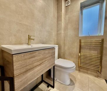 Christmas Place, The Staiths, Gateshead - Photo 2