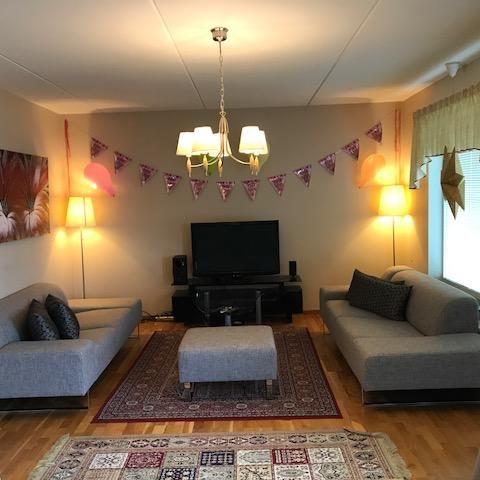 Stor och fräsch 2:a på 65 kvm - Foto 1