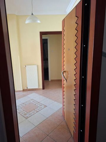 Διαμέρισμα για ενοικίαση Ρωμαϊκή Αγορά - Βενιζέλου - Ιστορικό Κέντρο (Κέντρο Θεσσαλονίκης) - Photo 2