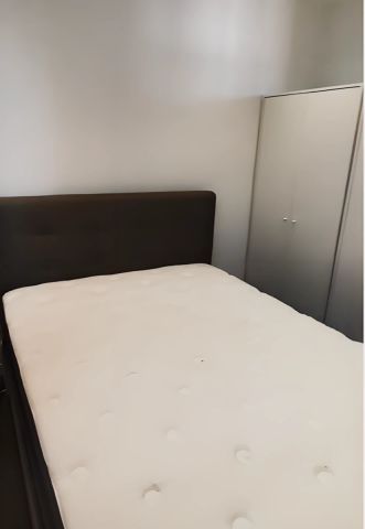 3 bed 2 bath - Photo 2