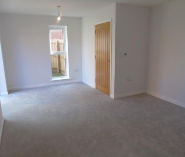 3 bedroom detached house to rent - Photo 3