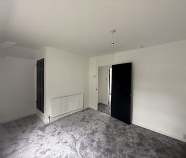Picton Grove, Birmingham, B13 - Photo 2