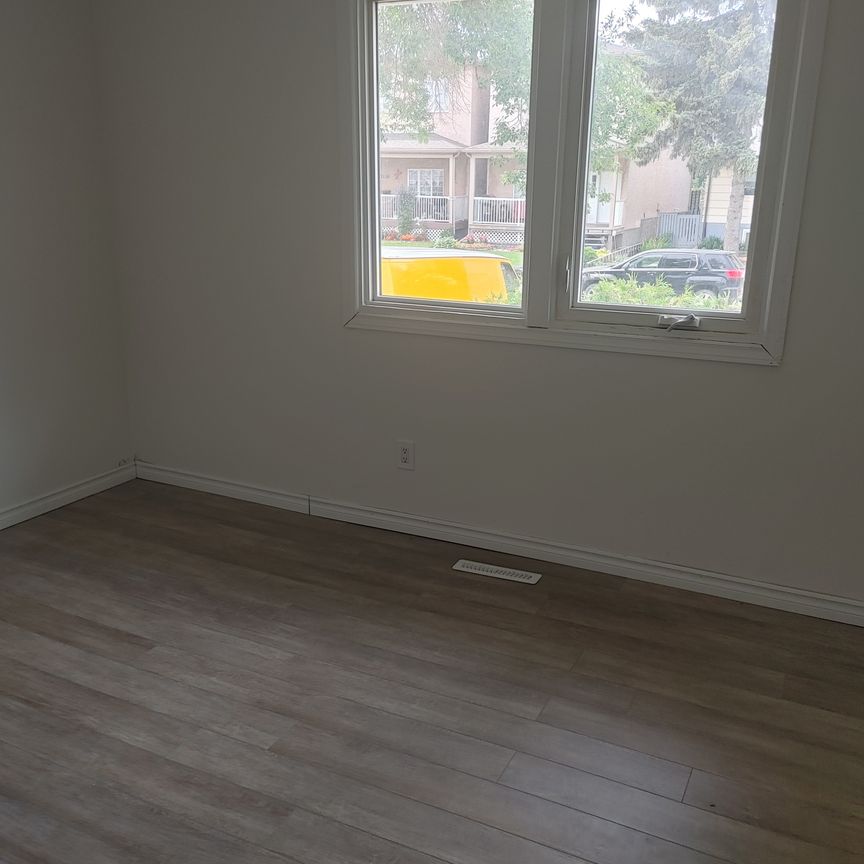 1225 Elliott St, Regina - Photo 1