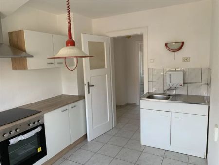 *Renovierte 2-Zi.-Dachgeschosswohnung in Badenhausen* - Foto 2