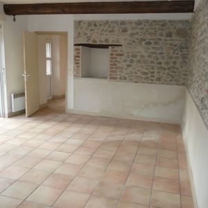 Apartment - Photo 2