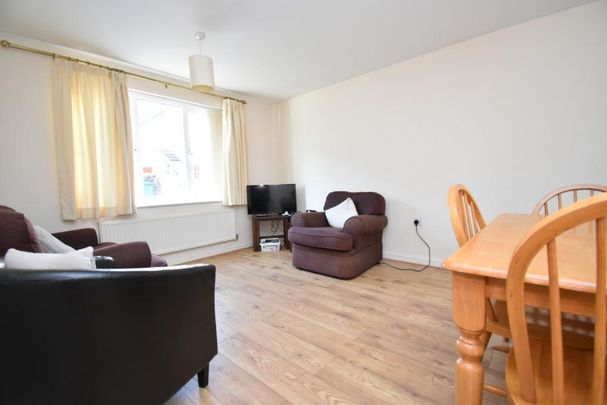 4 bedroom detached house to rent - Photo 1