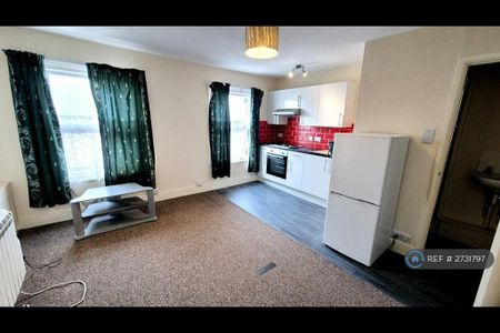 1 bedroom flat to rent - Photo 3